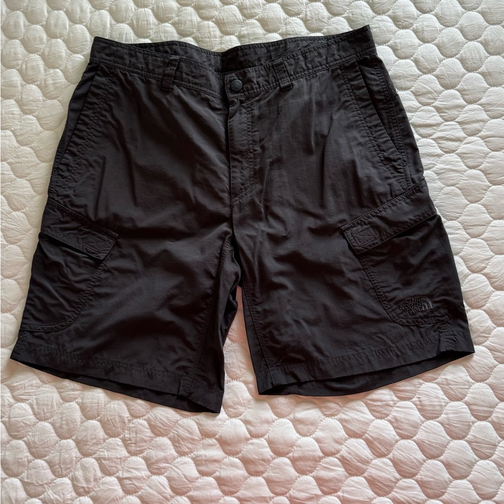 Men's North Face Black Cargo Shorts